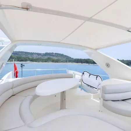 Ea Antalya Yatch Botel